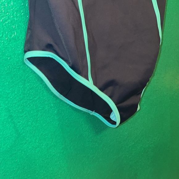 SPANX shaping swimsuit 🏝️ NWT! - Picture 3 of 7